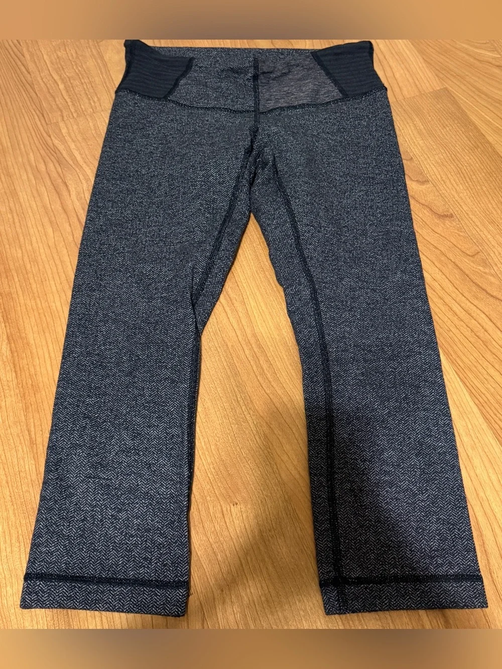 lululemon athletica Herringbone Cropped Leggings Gray/Black Size 4